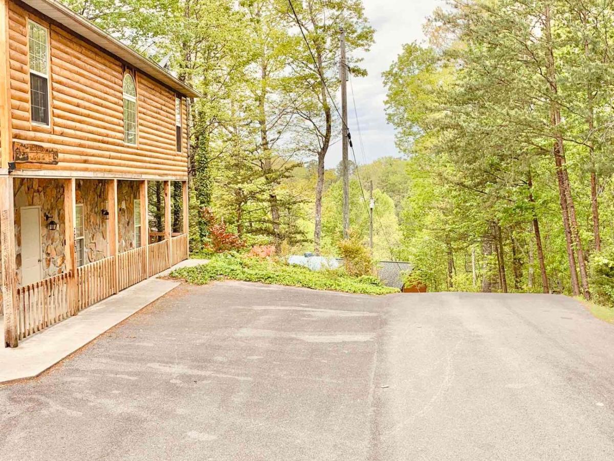 Lazy Bear Cabin Sevierville Exteriör bild
