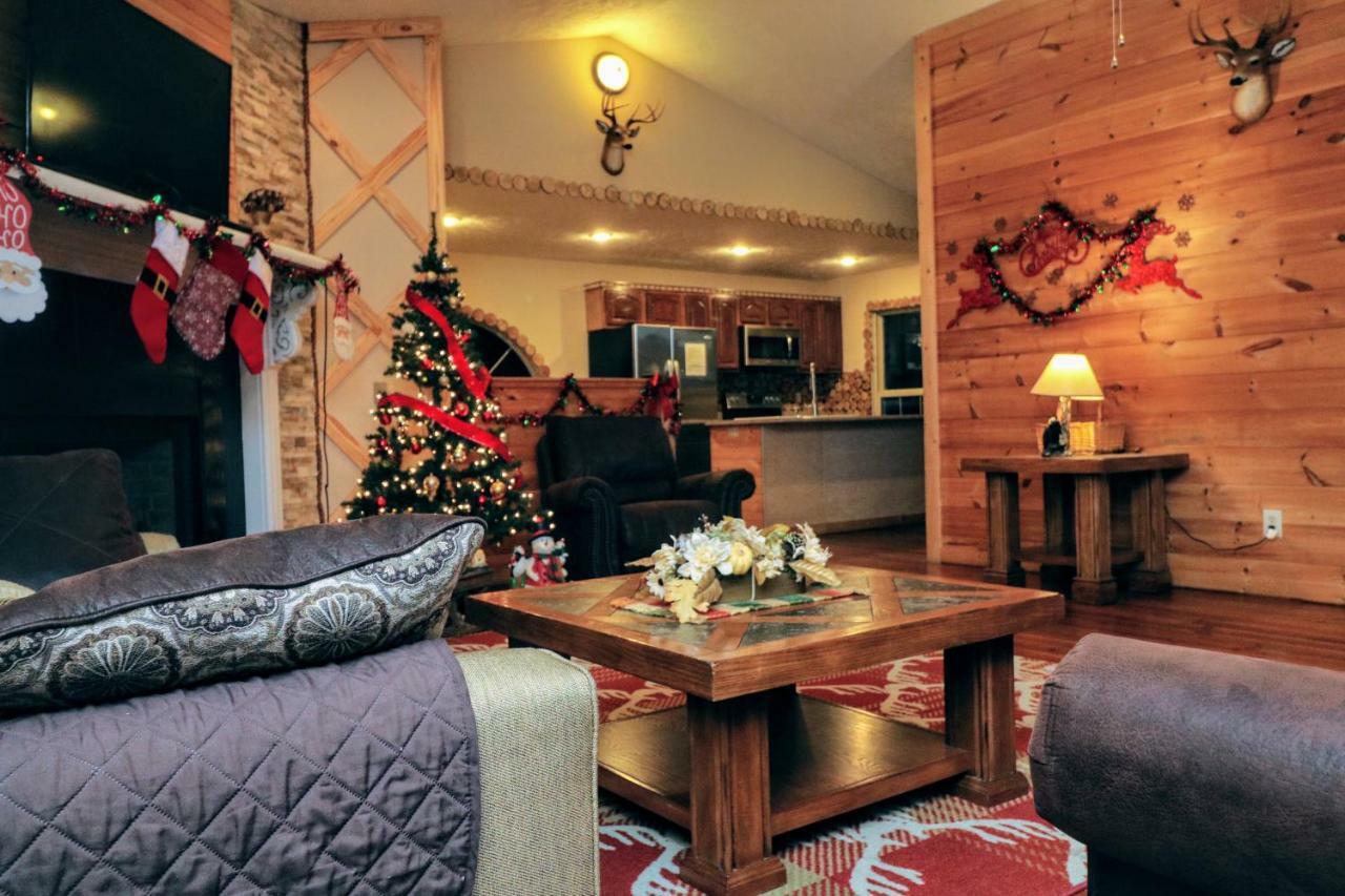 Lazy Bear Cabin Sevierville Exteriör bild